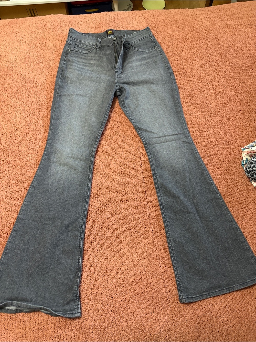 Lee Women's Flare Jeans in Faded Gray-Black